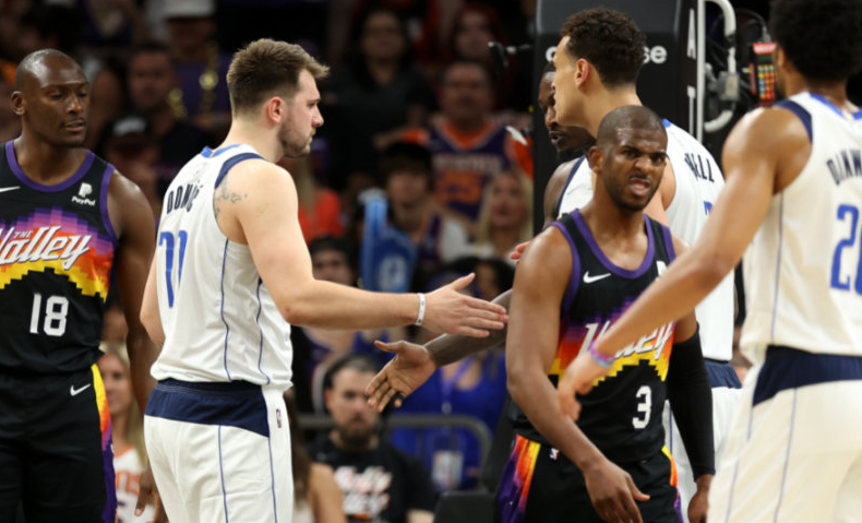 瓦伦西亚围绕荷甲遗憾出局北京首钢遗憾出局备战欧冠，今晚勒沃库森单刀错失瞬间刷屏的简单介绍